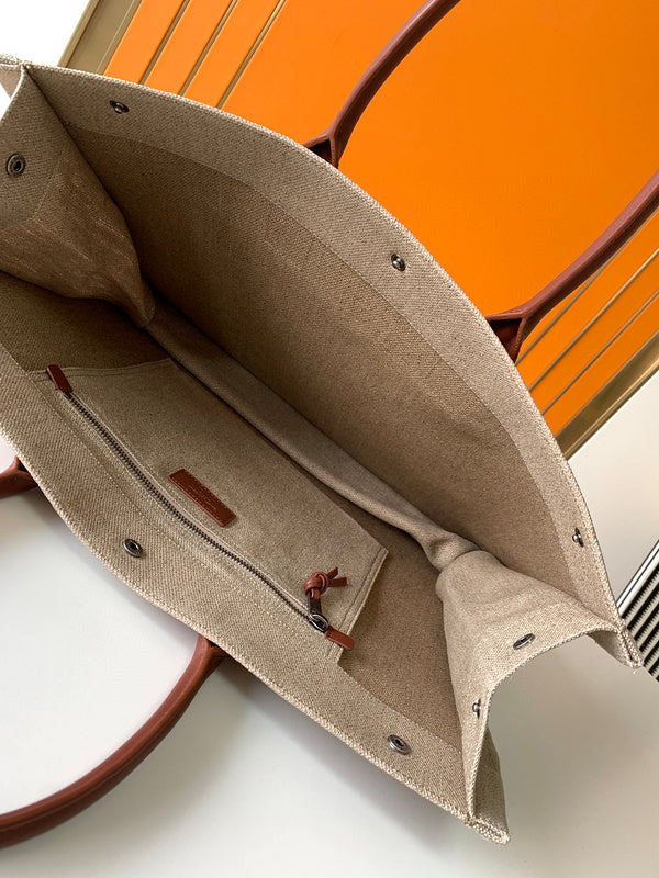 Luxurious Totes - Latest - 8820