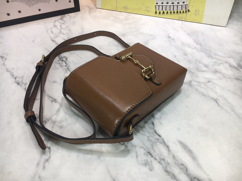 GUI - Luxurious Totes - 1099