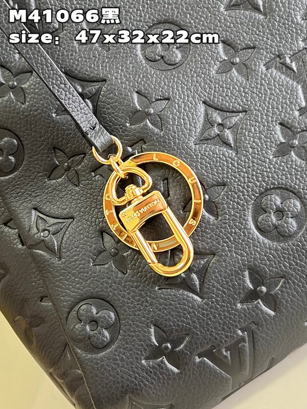 LOV - Luxurious Totes - 888