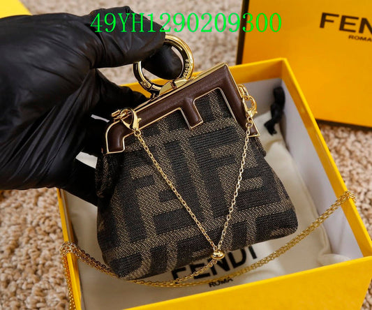GC - Shoulder - 2685