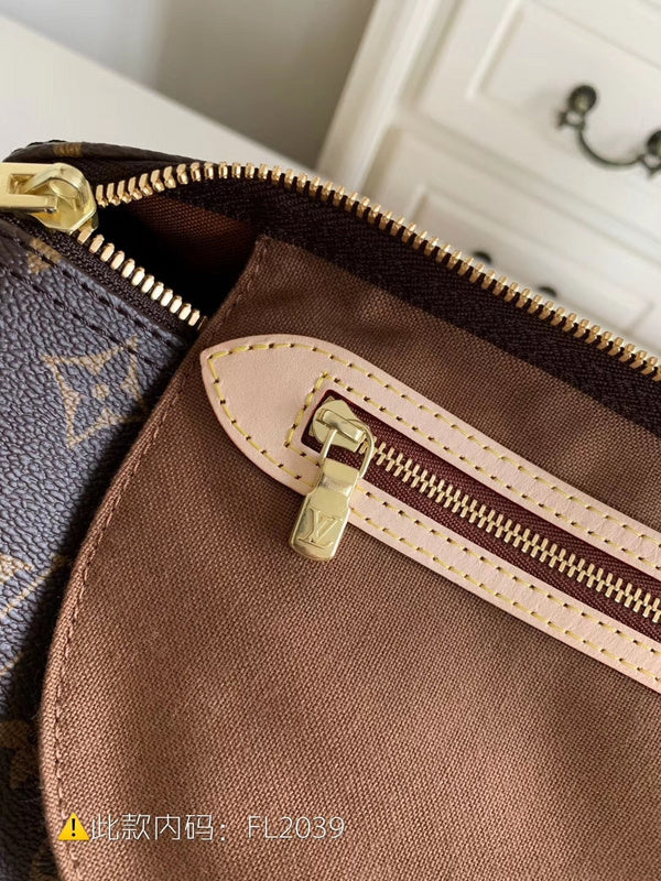 Luxurious Totes - Latest - 9710