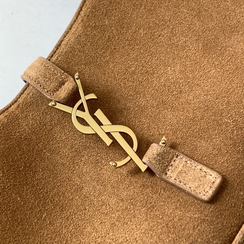 Luxurious Totes - Latest - 8099