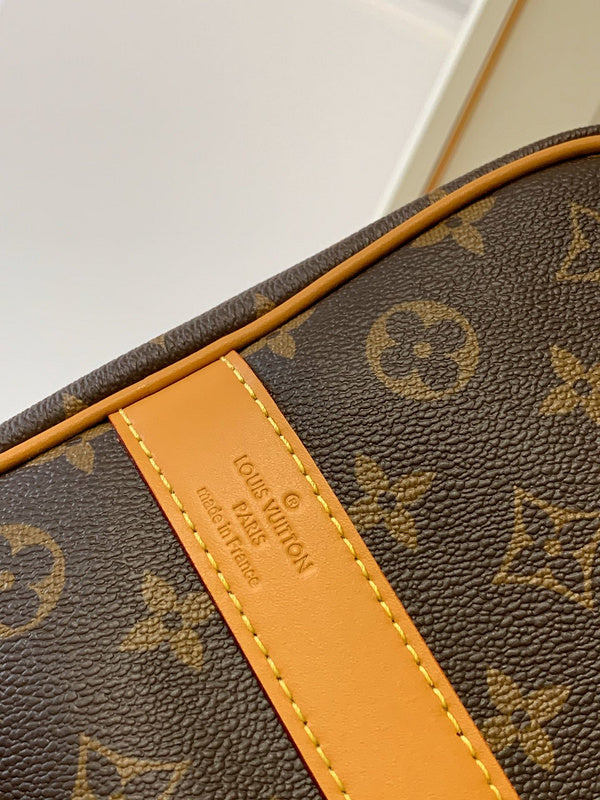 LOV - Luxurious Totes - 2612