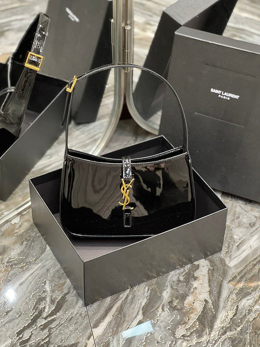 Luxurious Totes - Latest - 8346