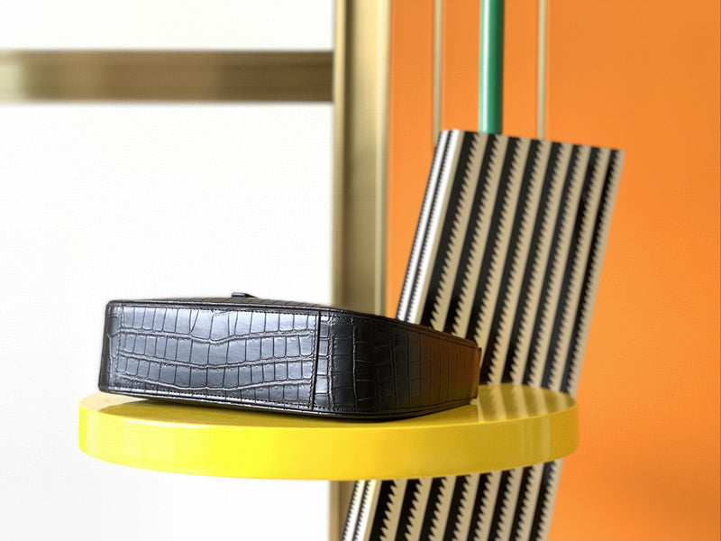 Luxurious Totes - Latest - 8888
