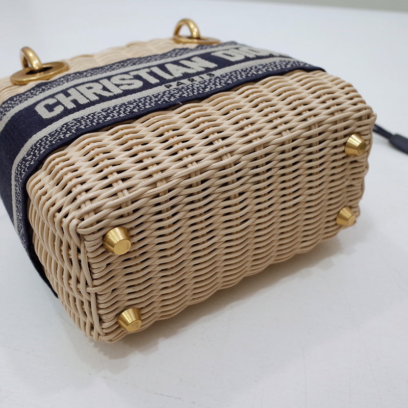 Luxurious Totes - Latest - 6249