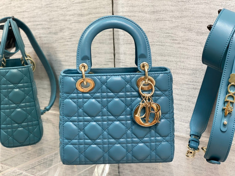 Luxurious Totes - Latest - 6230
