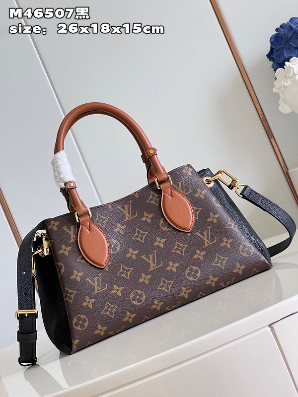 LOV - Luxurious Totes - 205
