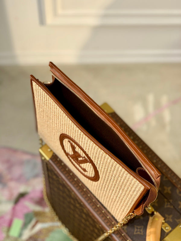 LOV - Luxurious Totes - 1554