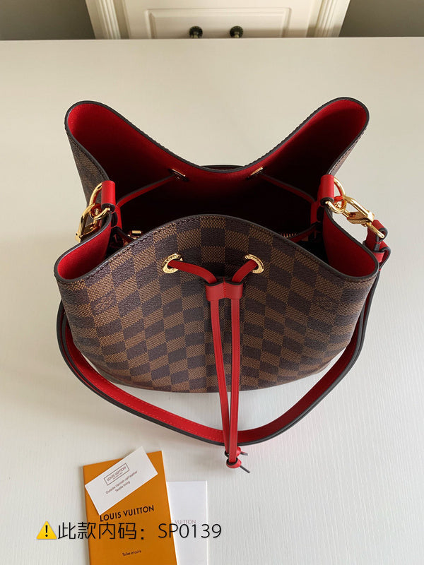 Luxurious Totes - Latest - 9764