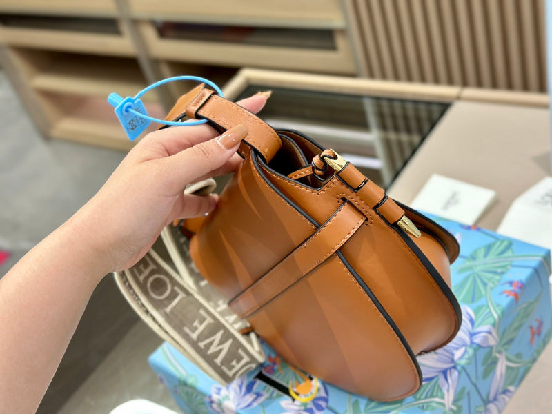 Luxurious Totes - LW-CH Bags - 004