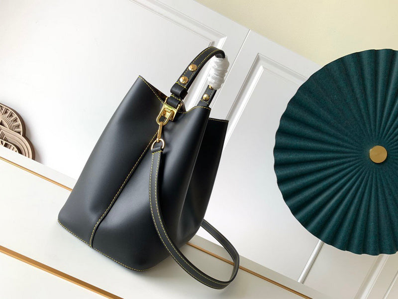 Luxurious Totes - Latest - 9723