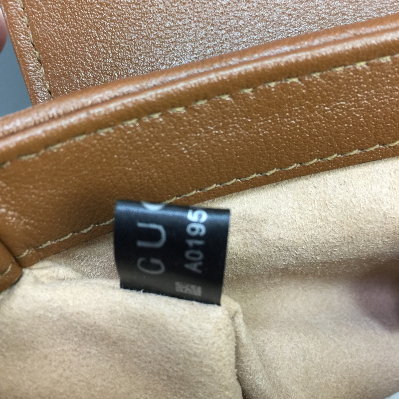 GUI - Luxurious Totes - 1080