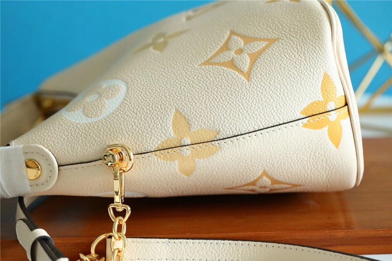 Lux-Totes - LOV Bags - 716