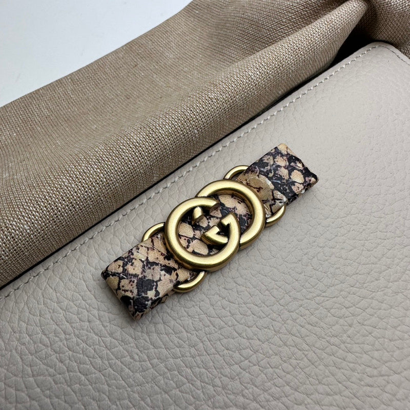 GUI - Luxurious Totes - 263