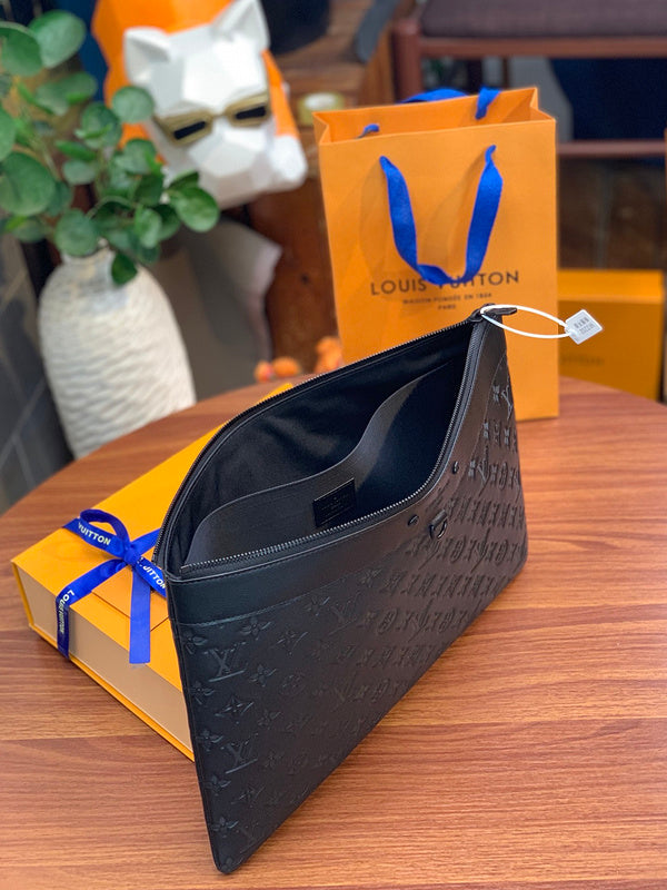 LOV - Luxurious Totes - 1513