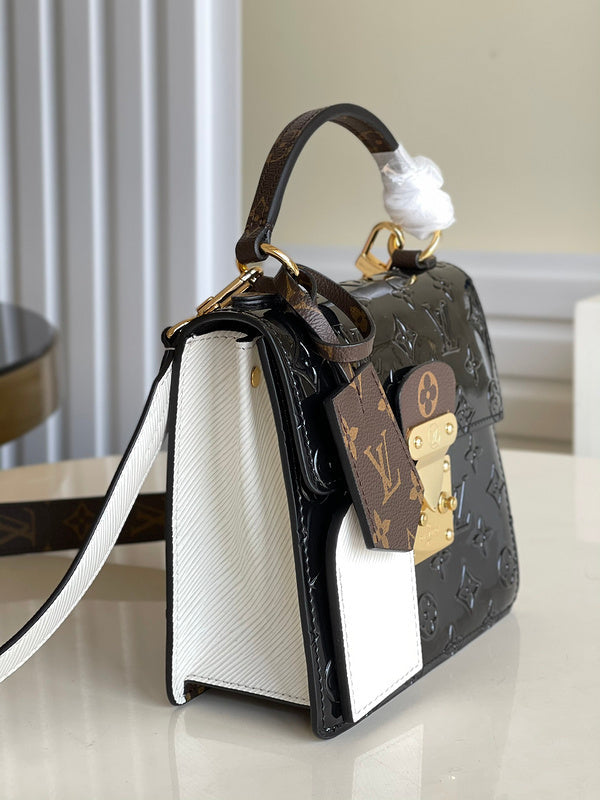 LOV - Luxurious Totes - 2226