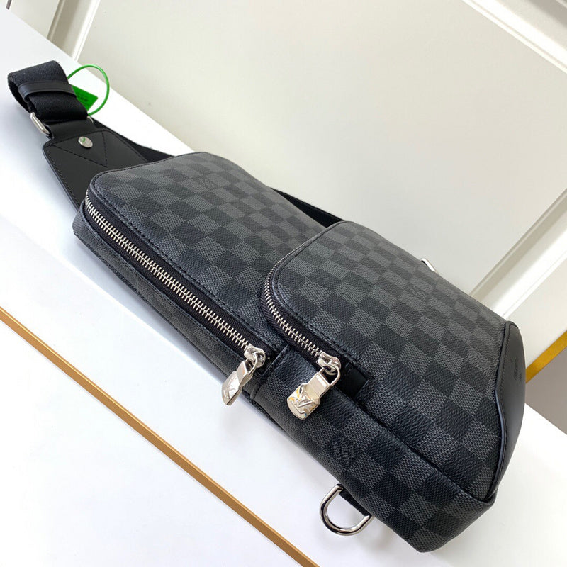 LOV - Luxurious Totes - 946