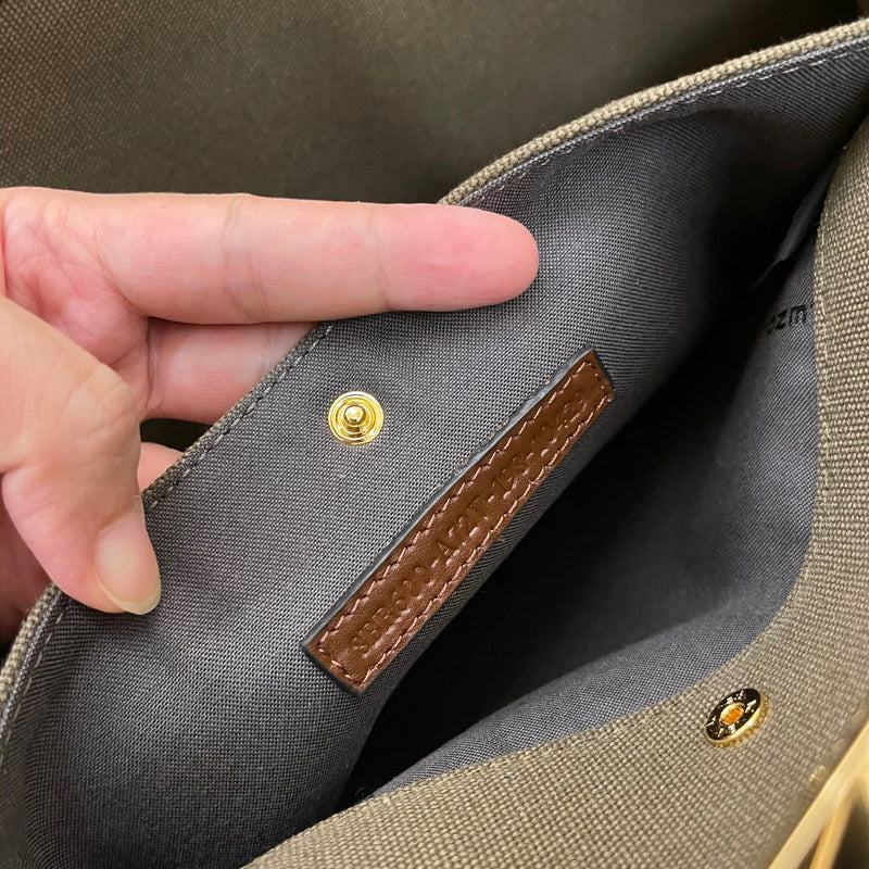 FDI Bags - Luxurious Bags  582