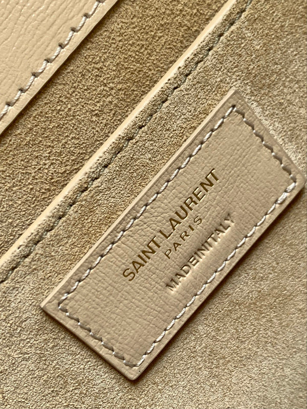 Luxurious Totes - Latest - 8613