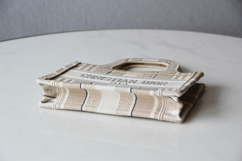 Luxurious Totes - Latest - 6523