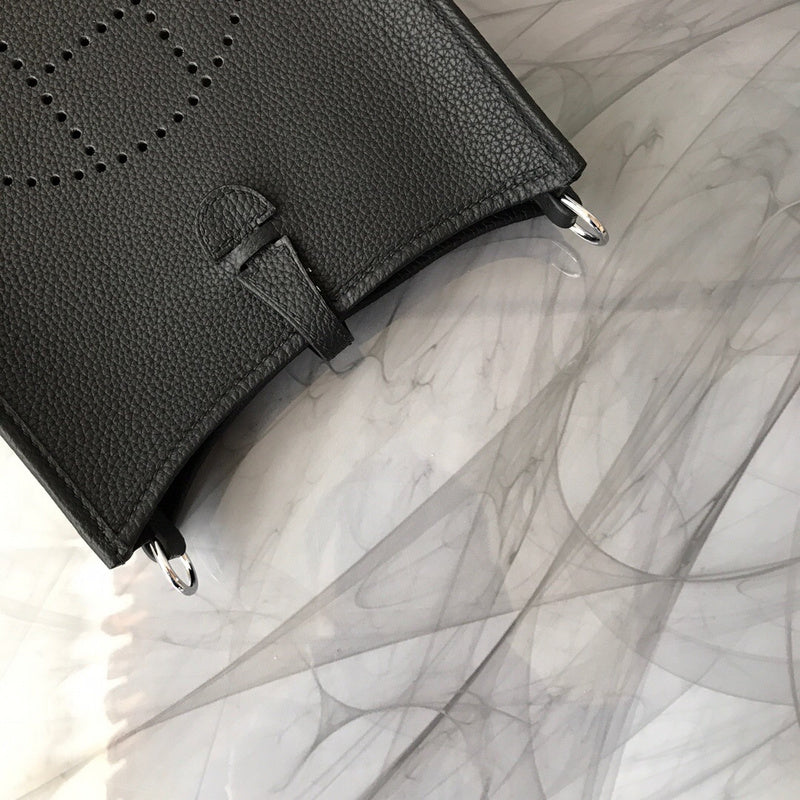 Luxurious Totes - Latest - 6840