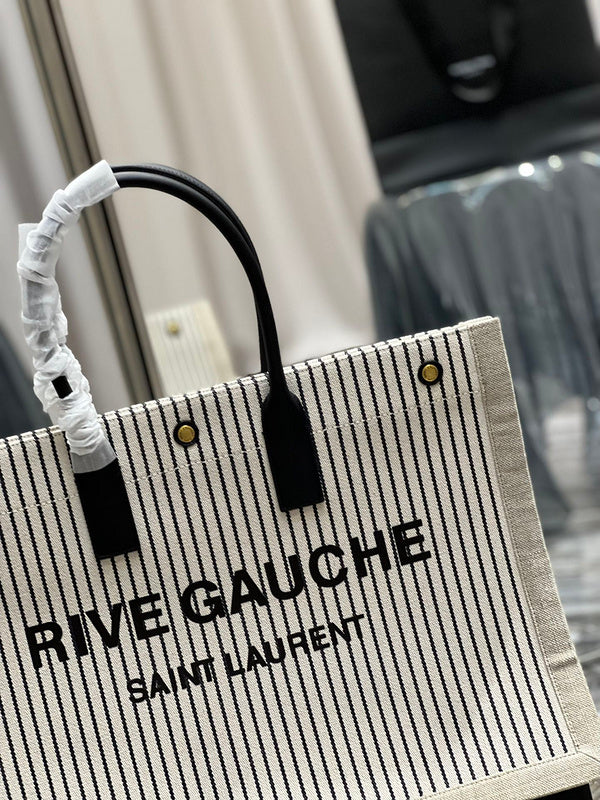 Luxurious Totes - Latest - 8112