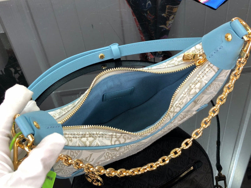 LOV - Luxurious Totes - 2103