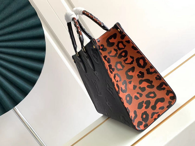 LOV - Luxurious Totes - 2393