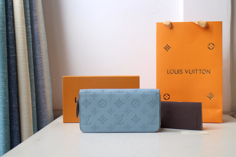 Luxurious Totes - Latest - 881