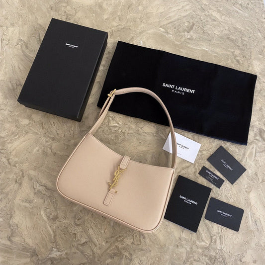 Luxurious Totes - Latest - 8969