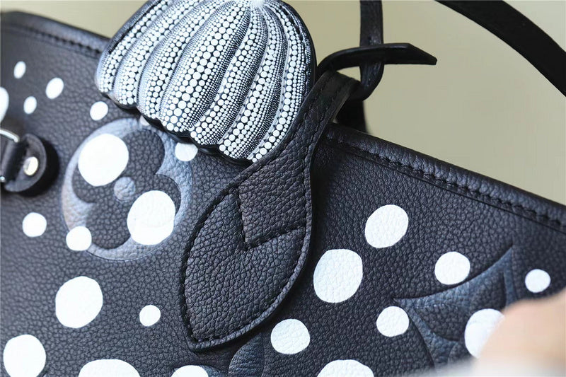 Lux-Totes - LOV Bags - 479