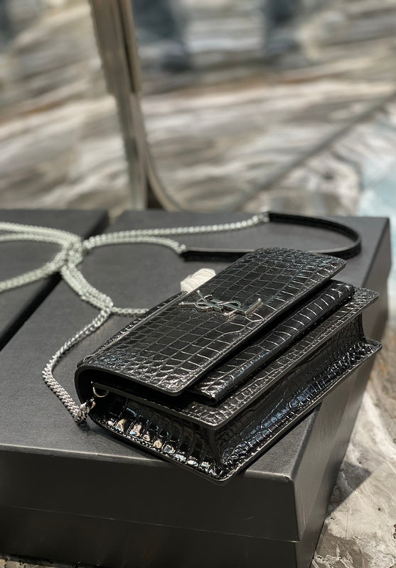 Luxurious Totes - Latest - 8233