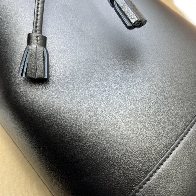 GUI - Luxurious Totes - 588