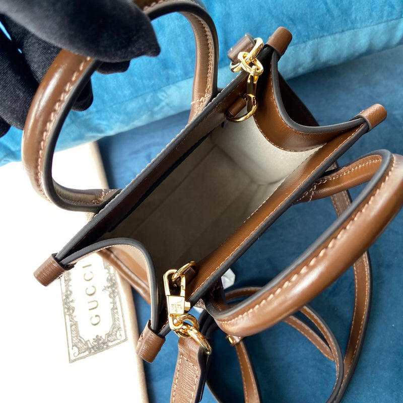 GUI - Luxurious Totes - 472
