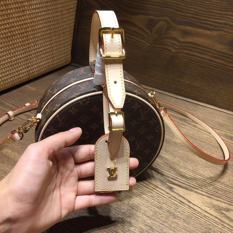 LOV - Luxurious Totes - 2767