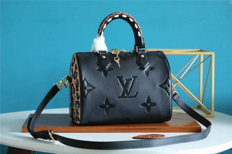 Lux-Totes - LOV Bags - 1317