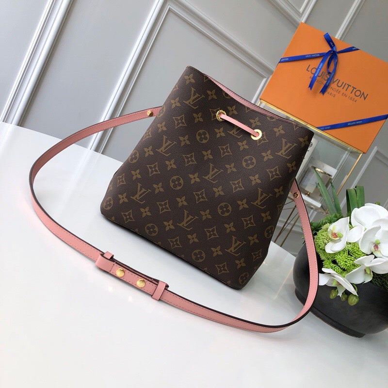 Luxurious Totes - Latest - 9733