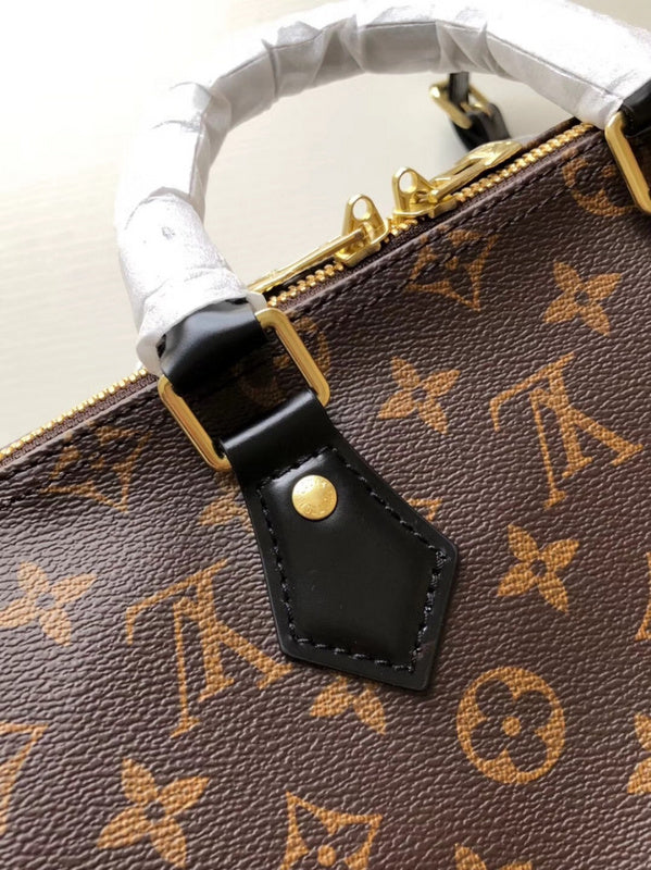 Luxurious Totes - Latest - 9697