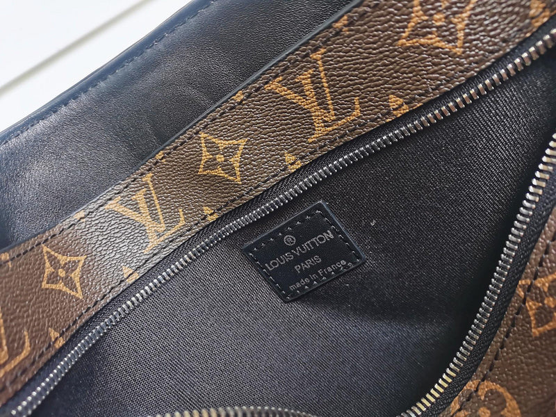 LOV - Luxurious Totes - 2613