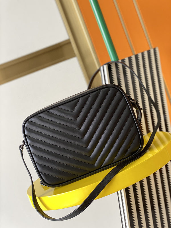 Luxurious Totes - Latest - 8871