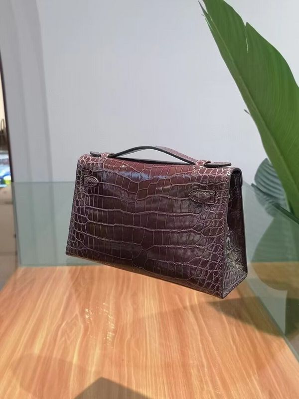 HMS - Luxurious Totes - 017