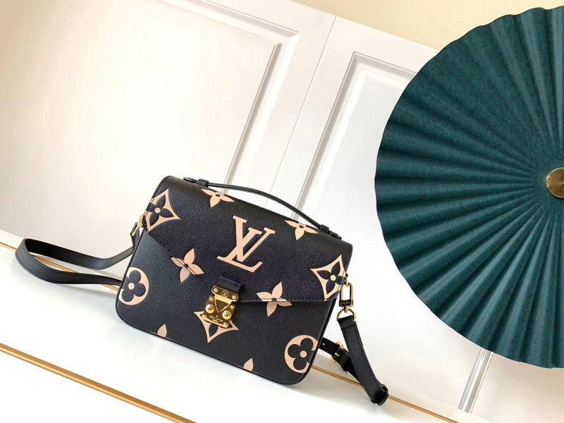 LOV - Luxurious Totes - 1300