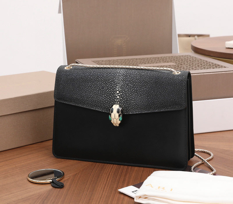 Luxurious-Totes - BVLGA Bags - 315
