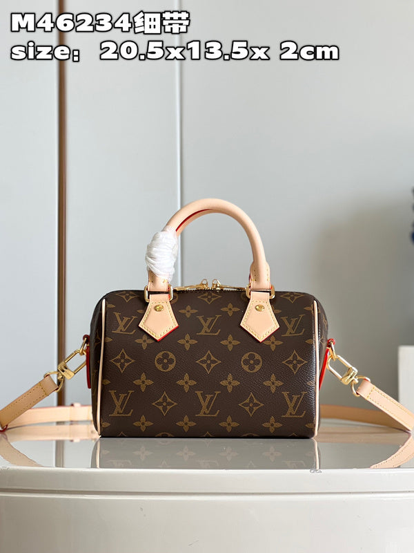 LOV - Luxurious Totes - 626