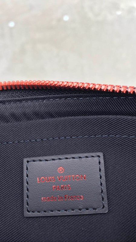 LOV - Luxurious Totes - 2303