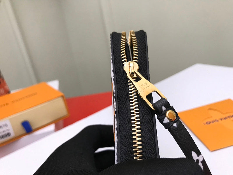 Luxurious Totes - Latest - 550