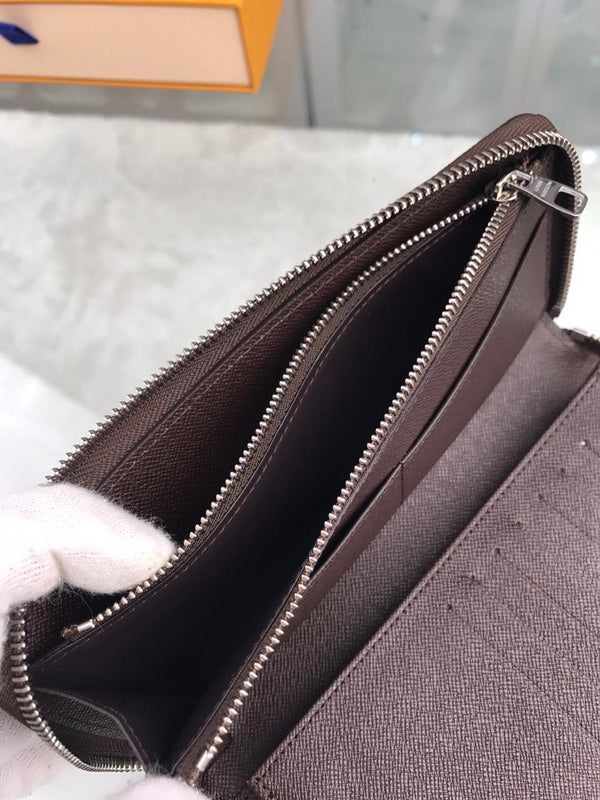 Lux-Totes - LOV Bags - 4750