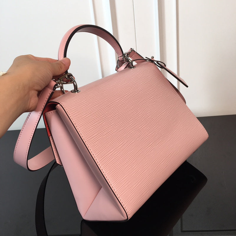 LOV - Luxurious Totes - 712