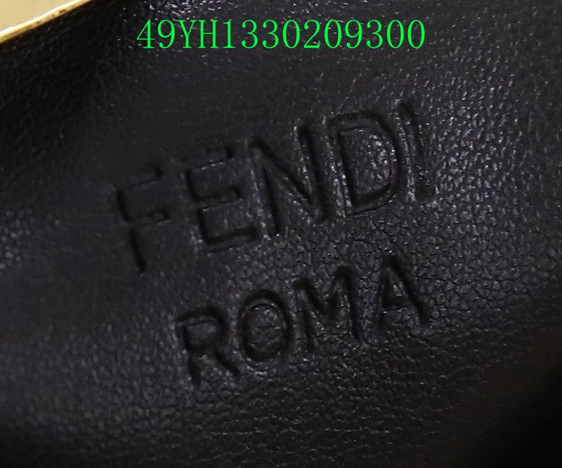 GC - Shoulder - 2696
